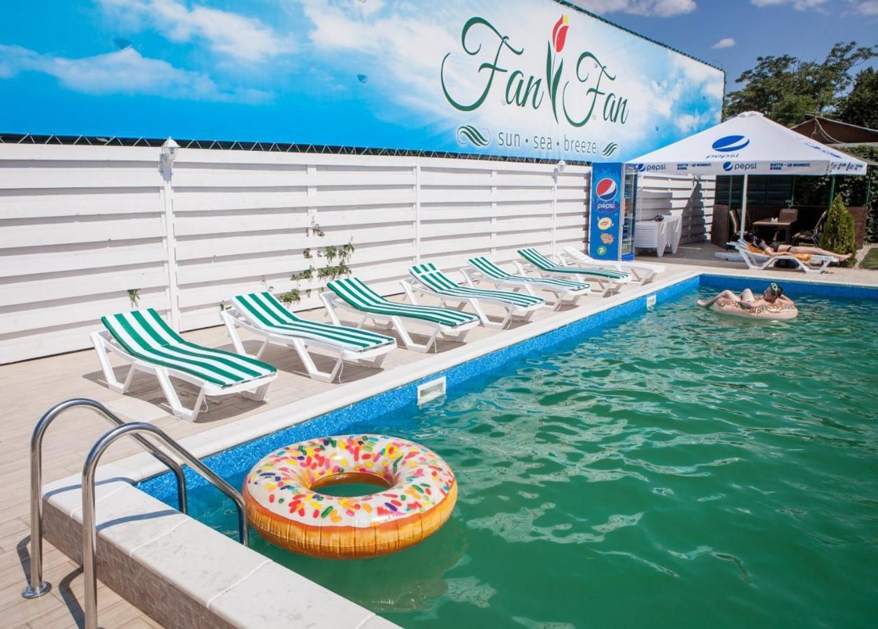 Fanfan Hotel Odessa Exterior photo